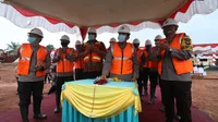 Bangun Gedung Polres Kapuas Hulu, Kapolda Tancapkan Tiang Pertama