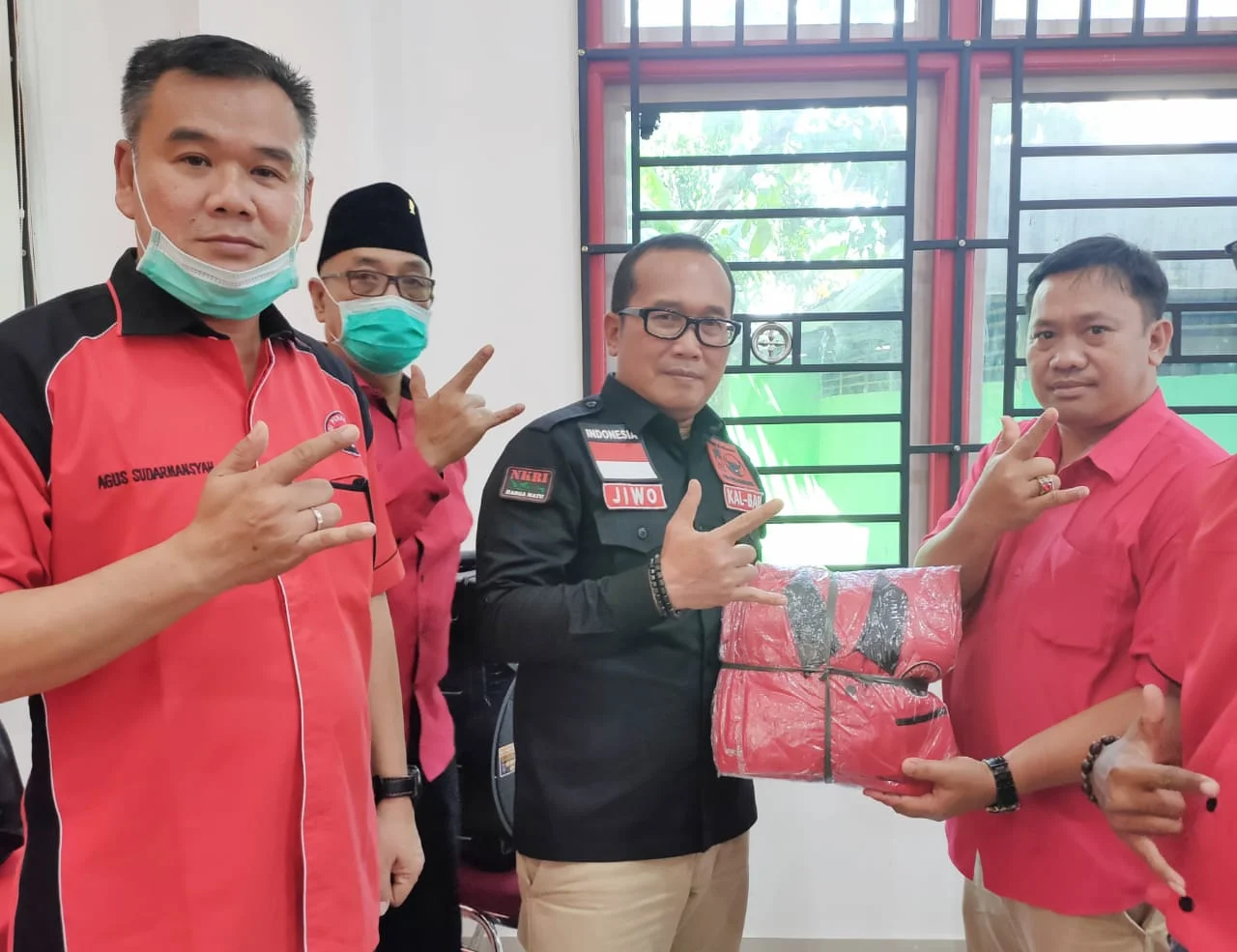 DPD PDIP Kalbar Instruksikan DPC se-Kalbar Bentuk Satgas