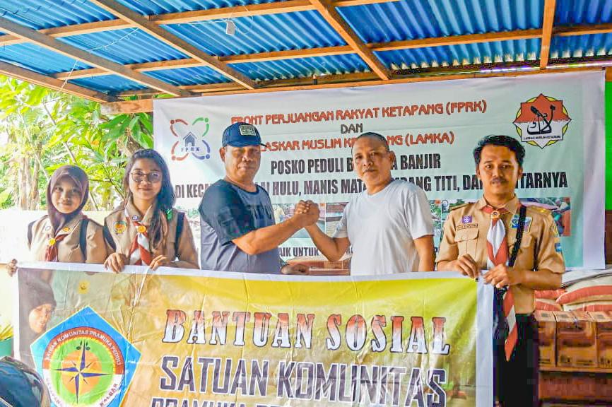 Sako Pramuka Peduli Gelar Aksi Peduli Bencana Banjir di Ketapang