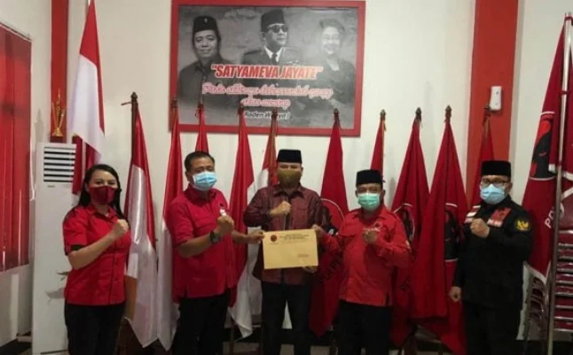 Dadi-Kluisen saat menerima rekomendasi dari PDI Perjuangan untuk maju sebagai calon kepala daerah di Pilkada Melawi 2020
