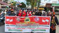 Yakorma Berbagi Tacin Mera Pote dan Masker
