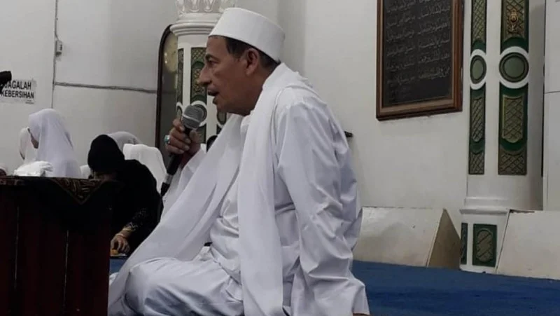 Dianugtahi Doktor Honoris Causa, Habib Luthfi sebagai Guru Bangsa