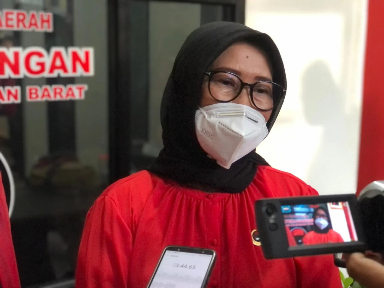 Sri Rahayu Minta Kader Banteng Bengkayang Sosialisasikan Pemecatan Darwis dari PDI Perjuangan