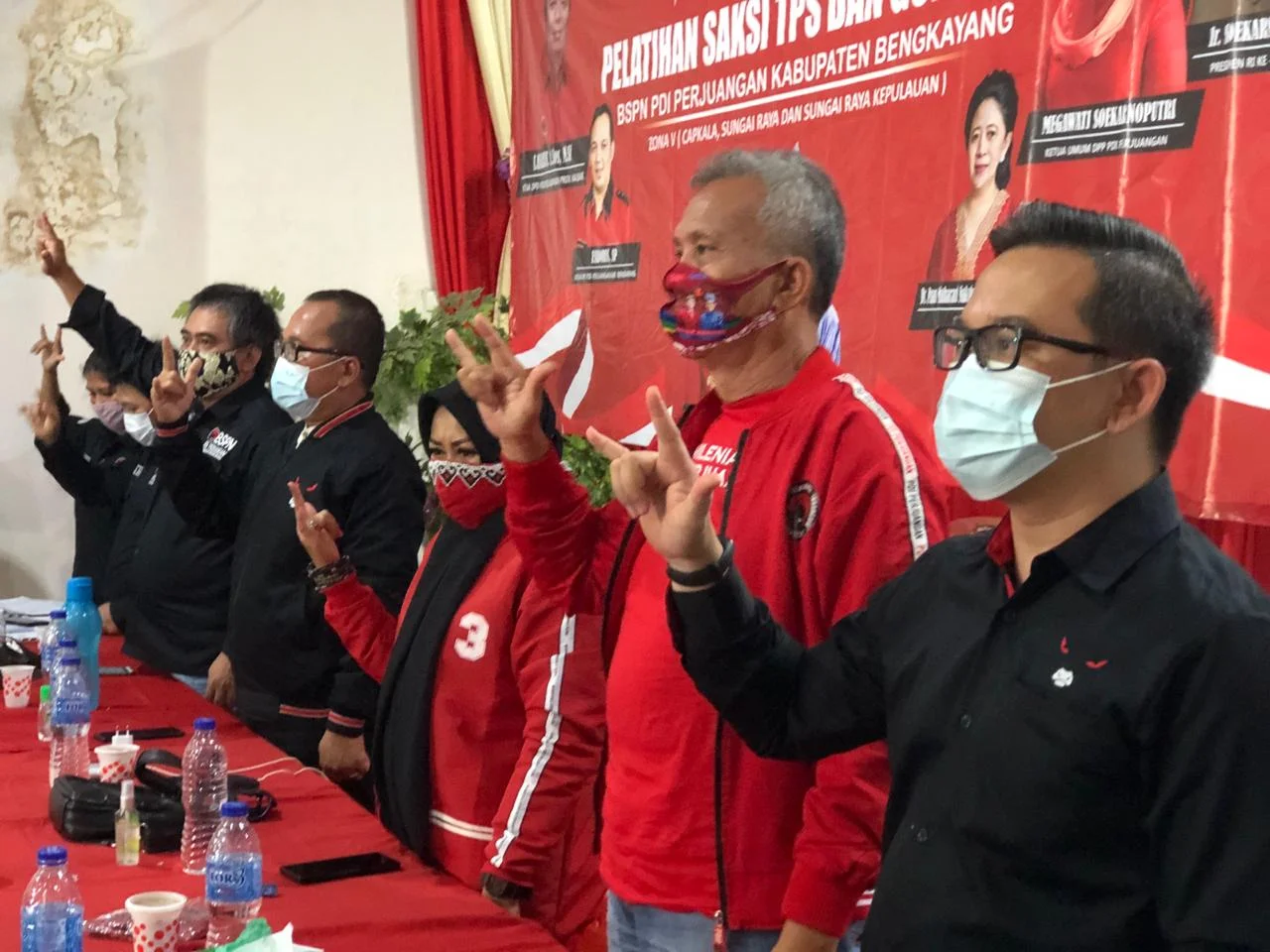 Dewan Pimpinan Cabang (DPC) PDI Perjuangan Kabupaten Bengkayang melalui Badan Saksi Pemilu Nasional (BSPN) kembali menggelar pelatihan bagi para saksi TPS dan regu penggerak pemilih (guraklih)