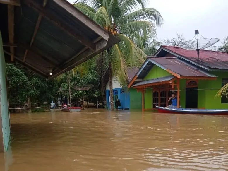 Kondisi banjir/istimewa