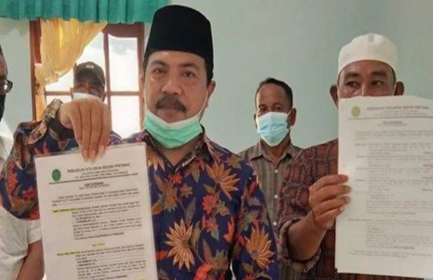 Diduga Diberhentikan Kades, PTUN Kabulkan Gugatan Soal 5 Perangkat Desa Kuala DuaDiduga Diberhentikan Kades, PTUN Kabulkan Gugatan Soal 5 Perangkat Desa Kuala Dua