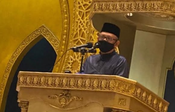 Gubernur Kalimantan Barat, Sutarmidji meminta pengurus masjid di daerah itu menerapkan protokol kesehatan ketat di setiap masjid.