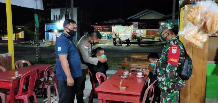 Warung kopi Buka Hingga Subuh di Jalan Ampera Kota Baru