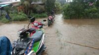 Banjir Dua Desa di Kecamatan Kalis Kapuas Hulu