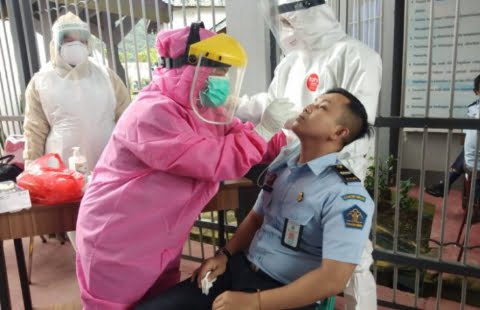 Laboratorium PCR Kota Singkawang Kehabisan Stok Reagen untuk Tes PCR