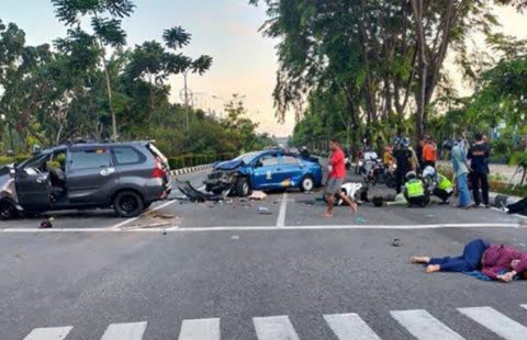 Kecelakaan Beruntun di Bundaran Untan Pontianak, Satu Meninggal Dunia