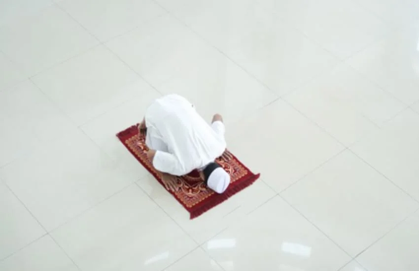 Tuntunan Niat Sholat Jumat Latin Arab Berikut Niat Sholat Qobliyah dan Sholat Badiyah Jumat