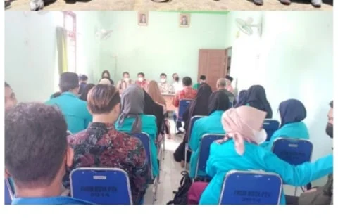 Mahasiswa PPL IAIN Pontianak dan FKUB Sukseskan Dialog Kerukunan Ummat Beragama