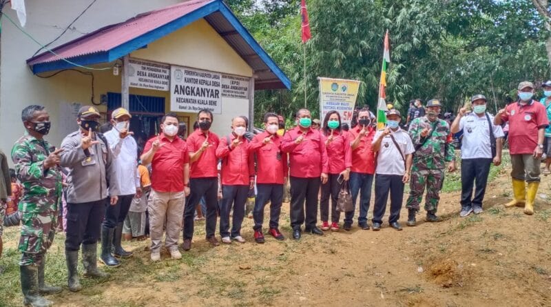 PDI Perjuangan Landak Gelar Vaksinasi, Ketua Imbau Jaga Protokol