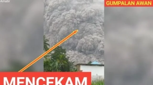 Gunung Semeru Erupsi