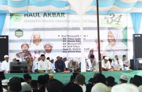 Potret Haul Akbar Masyayikh Ponpes Raudlatul Ulum 1 ke-34 Bersama Hisaniyah Kalbar 