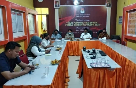 KPU Kabupaten Mempawah Gelar Rapat Pleno Internal Rekapitulasi Pemutakhiran (DPB) 2022