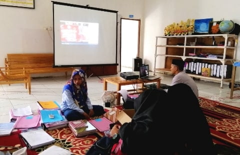 Pelaksanaan Visitasi Akreditasi SMP Pancasila bersama BAN-S/M secara daring pada Rabu, (10/08/22).