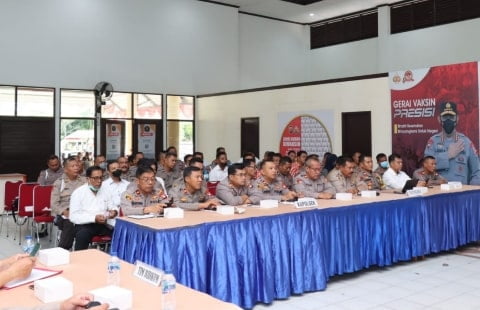 Polda Kalbar Gelar Penyuluhan Hukum Bersama PNS Dan Jajaran Polres Kubu Raya