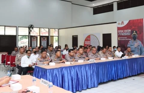 Polda Kalbar Gelar Penyuluhan Hukum Bersama PNS Dan Jajaran Polres Kubu Raya. Foto/ISTIMEWA. 