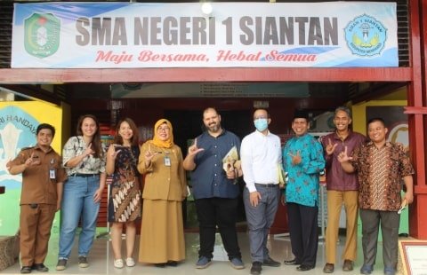 ROTA of EAA dan Aflatoun Internasional Kunjungi SMAN 1 Siantan Kabupaten Mempawah