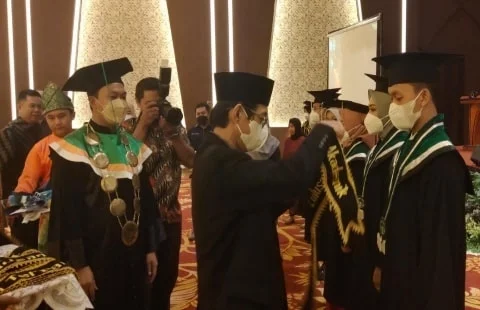 STIKes Yarsi Pontianak Luluskan Sarjana Kesehatan Yang Profesional Dan Relegius. Foto/istimewa. 