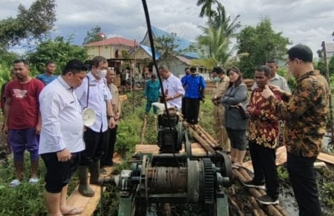 Pembimas Kristen Kemenag Kalbar Resmikan Pembangunan Gedung SMP Teologi Kristen Setia