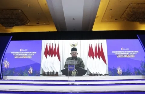 Caption Foto: Wapres saat memberikan sambutan sekaligus membuka penganugerahan ISDA 2022 pada Selasa (22/11/2022).