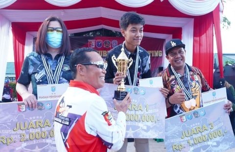 Arvin Sabet Tiga Trofi di Kejuaraan Menembak Nasional Tanjungpura Open Championship
