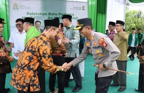 Kapolres Arief Hidayat Hadiri Peletakan Batu Pertama Pembangunan Masjid An-Nahdlah di Universitas Nahdlatul Ulama