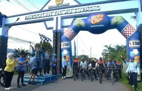 Semarak HUT ke-77 TNI AU, Ribuan Warga Kalbar Ramaikan Fun Bike di Lanud Supadio