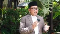 Sujiwo Gelar Open House Hari Keempat Lebaran Idul Fitri, Undang Masyarakat di Kediamannya