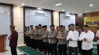 Bulan Ramadhan Penuh Berkah, Polres Kubu Raya Gelar Shalat Tarawih Berjamaah