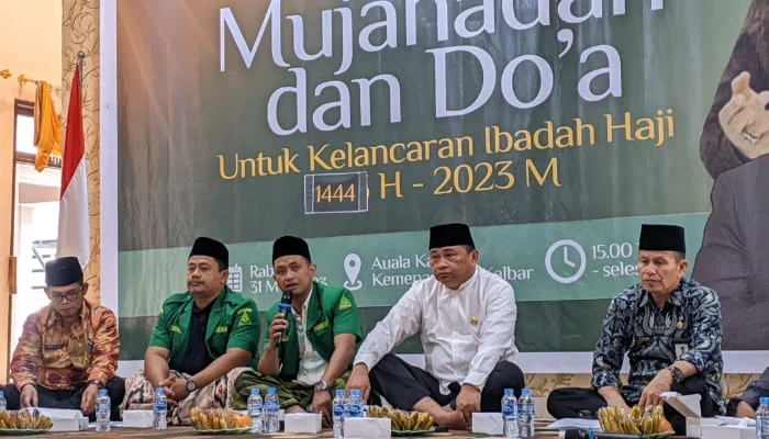 Ketua PW GP Ansor Kalbar Rajuini saat memberikan sambutan pada acara Mujahadah dan Doa di Kanwil Kemenag Kalbar, Rabu (31/05/2023).