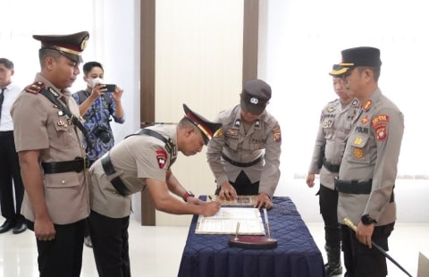 Polres Kubu Raya Gelar Serah Terima Jabatan Kapolsek Sungai Ambawang dan Kapolsek Rasau Jaya