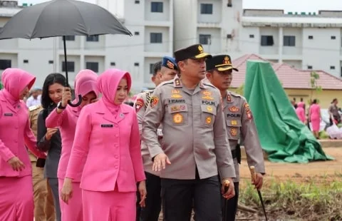 Peletakan Batu Pertama, Kapolda Kalbar Resmikan Pembangunan Masjid Baitul Mukmin Polres Kubu Raya