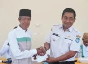 Camat Sungai Kakap Beri Bonus ke Qori Berprestasi di MTQ IX Kubu Raya