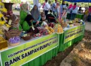 Warga Sungai Jawi Berkelas Lewat Gerakan Bersama Kelola Sampah