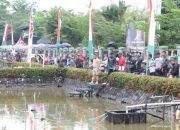 Sambut Tahun Baru 2024, Pangdam XII/Tpr Mancing Gembira Bersama Prajurit dan Warga