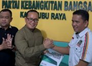 Serius Maju Pilkada Kubu Raya, Sujiwo Kembalikan Formulir Pencalonan ke PKB dan PPP