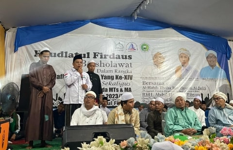 LAZISNU KALBAR Salurkan Beasiswa Tahfidz 30 Juz dan Beasiswa Kurang Mampu