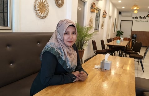 Farida Asy'ari, Dosen Agama Islam Politeknik Negeri Pontianak. 