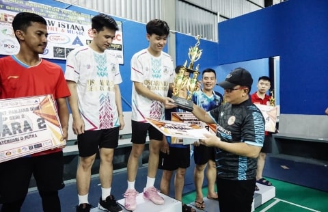 Sujiwo Siapkan Bonus 100 Juta untuk Kejuaraan Bulutangkis Panjang Umur Cup se-Kalbar