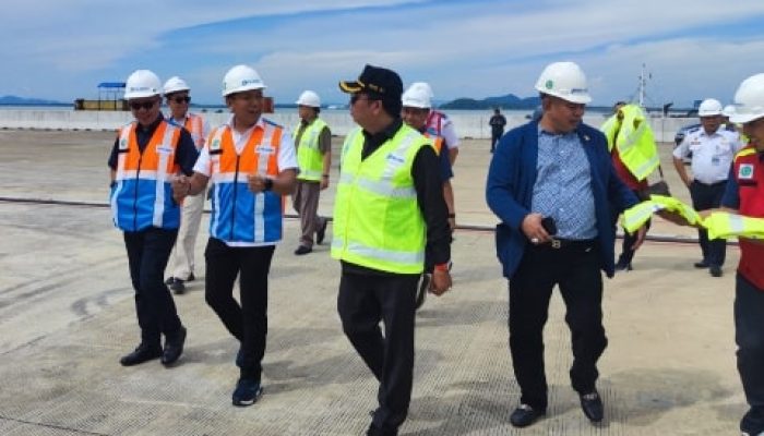 Lasarus Komitmen Majukan Terminal Kijing Pelabuhan Pontianak