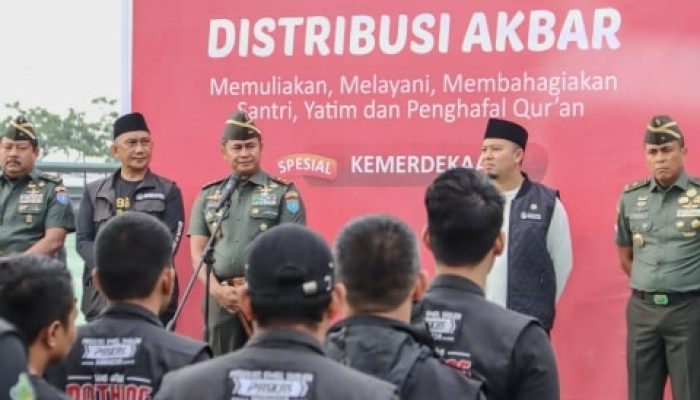 Pangdam XII/Tpr Lepas Distribusi Akbar Bantuan Beras Untuk Pondok Pesantren dan Anak Yatim