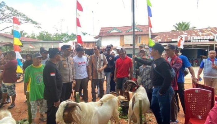 Kapolres Kubu Raya Apresiasi Kegiatan Komunitas Peternakan Kambing Raja di Rasau Jaya