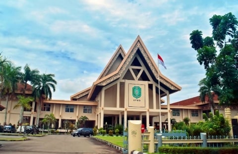 Gedung DPRD Kalbar, Jalan Ahmad Yani Kota Pontianak