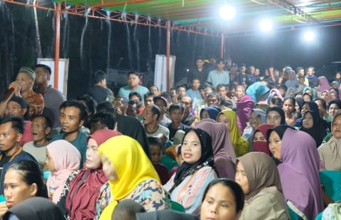 Gelar Nobar Timnas, Pasangan Midji-Didi Dorong Kebangkitan Dunia Sepakbola Kalbar