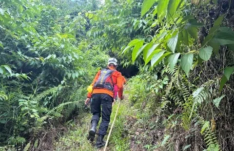 TIM SAR Gabungan Selamatkan Warga Yang Hilang di Hutan Toho Bengkayang