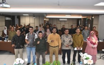 Badan Pengawas Pemilihan Umum (Bawaslu) Kabupaten Kubu Raya menggelar pelatihan pengawasan tahapan pemilihan dengan tema “Membaca dan Memahami Alat Kerja Pengawasan Pemungutan dan Penghitungan Suara, Siwaslih, dan Kerawanan Pemilihan” pada Jumat (8/11/2024)